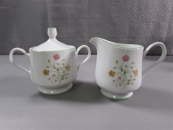 TEA POTS, SUGAR & CREAMER SETS & ANTIQUE FINE CHINA PLATE