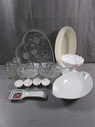 ASSORTED SERVING PIECES