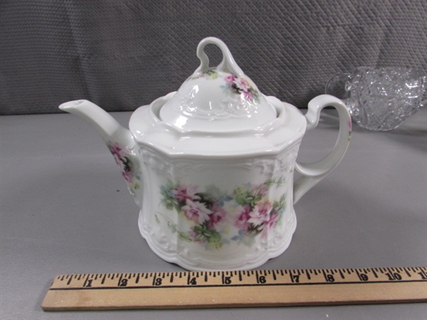 LEAD CRYSTAL SUGAR & CREAMER & FINE CHINA TEA POT