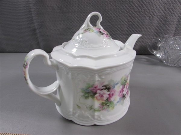 LEAD CRYSTAL SUGAR & CREAMER & FINE CHINA TEA POT