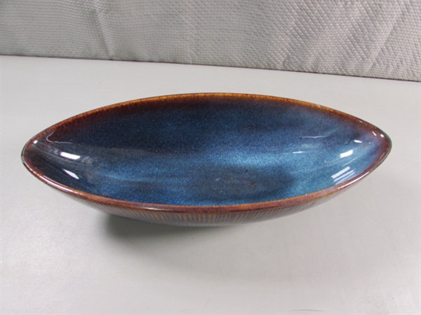 BEAUTIFUL STONEWARE OVAL BOWL