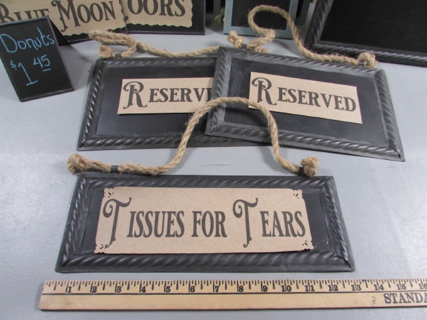 METAL & WOODEN CHALKBOARD SIGNS