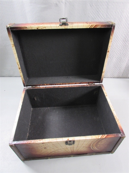 TREASURE CHEST STORAGE BOX & TIN KETTLE