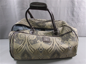 LIZ CLAIBORNE WHEELED DUFFLE BAG