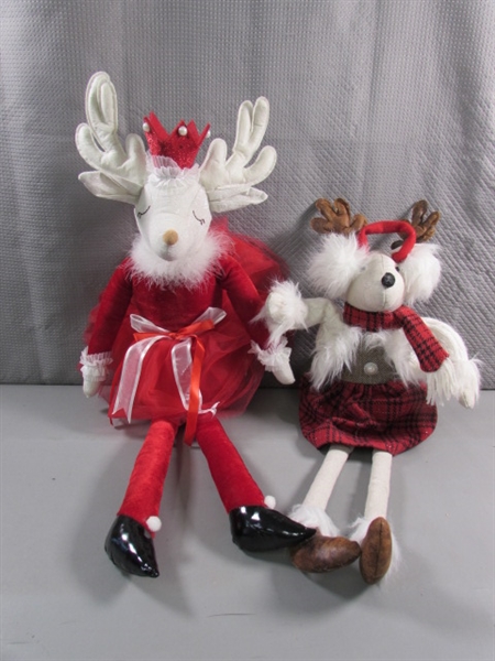 CUTE PLUSH CHRISTMAS REINDEER SHELF SITTERS