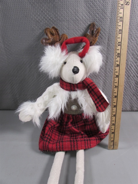 CUTE PLUSH CHRISTMAS REINDEER SHELF SITTERS