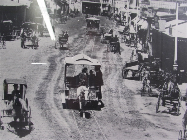 VINTAGE HORSE & BUGGY OLD TIME PRINT/PHOTO - FRAMED UNDER GLASS