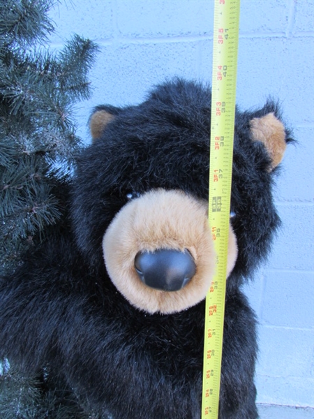 PLUSH BLACK BEAR & CUB DECOR