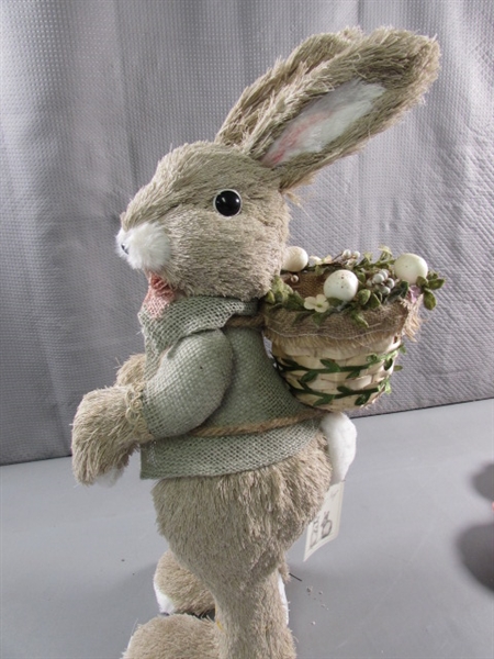 ADORABLE RABBIT/EASTER DECOR