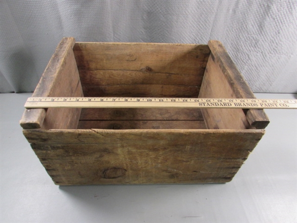 VINTAGE AGA & CANADA DRY WOODEN CRATES