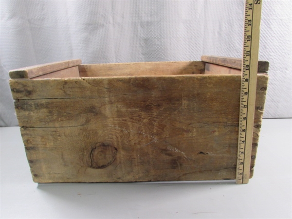 VINTAGE AGA & CANADA DRY WOODEN CRATES