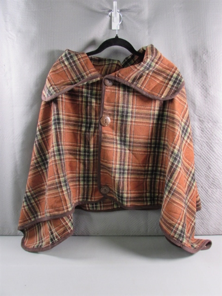 VINTAGE STYLE WINTER CAPE