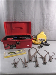 DROP LIGHT & TOOLBOX W/ASSORTED TOOLS