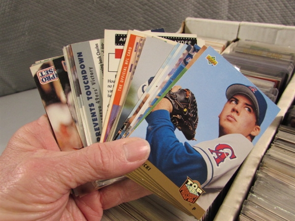 1 3-ROW BOX OF SPORTS TRADING CARDS - FOILS, DIE-CUT, ETC.