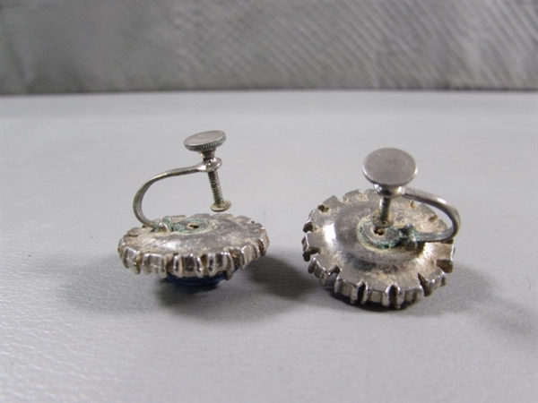 VINTAGE RHINESTONE SILVER TONE CLIP-ON & SCREW BACK EARRINGS