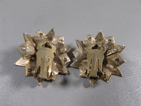 VINTAGE GOLD-TONE RHINESTONE CLIP-ON & SCREWBACK EARRINGS