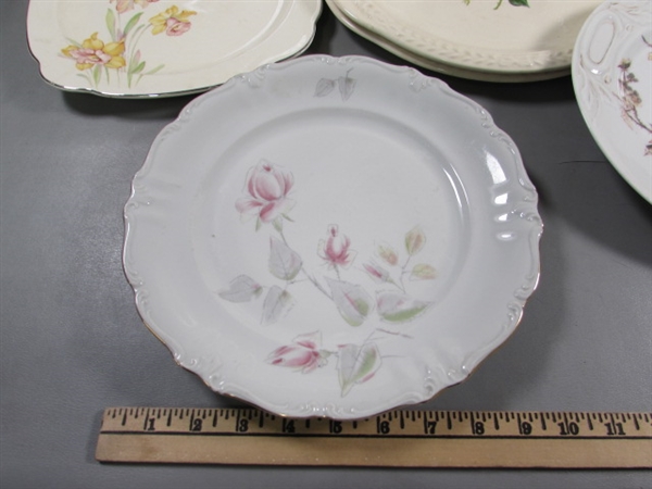 MIXED LOT OF PRETTY FLORAL THEMED PLATES