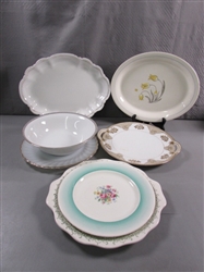 MIXED LOT OF VINTAGE DISHES