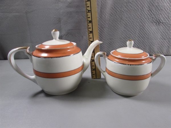 TEA TIME! TEA POTS, CUPS & SUGAR BOWLS