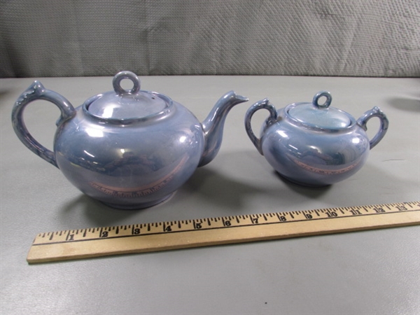 TEA TIME! TEA POTS, CUPS & SUGAR BOWLS