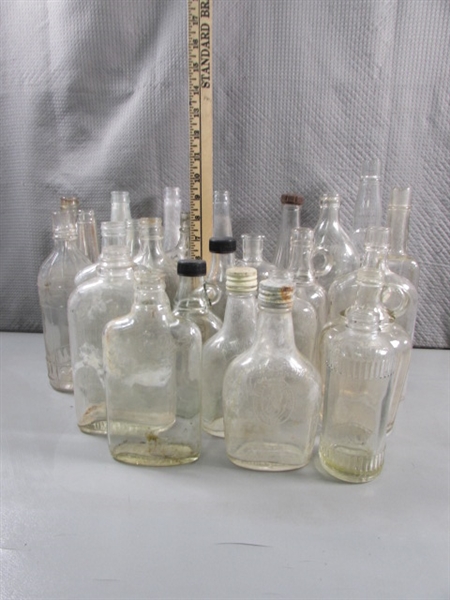 LOT #1 VINTAGE & ANTIQUE CLEAR GLASS BOTTLES