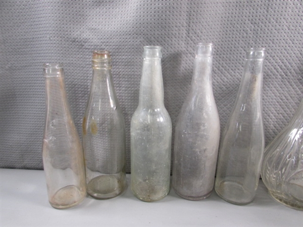 LOT #1 VINTAGE & ANTIQUE CLEAR GLASS BOTTLES