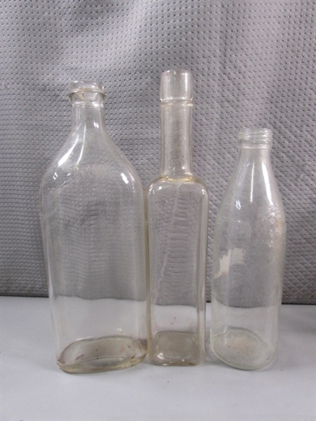 LOT #1 VINTAGE & ANTIQUE CLEAR GLASS BOTTLES