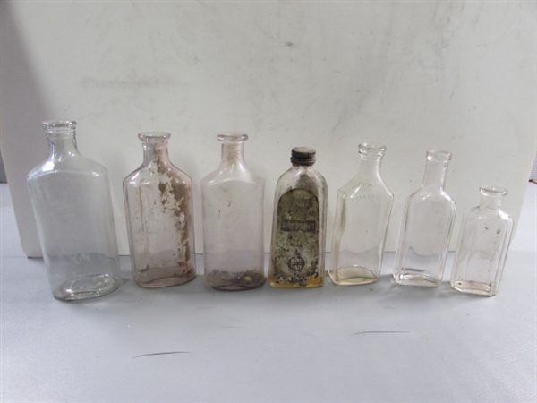 LOT #5 VINTAGE & ANTIQUE CLEAR GLASS APOTHECARY BOTTLES