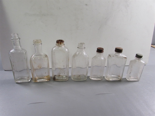 LOT #5 VINTAGE & ANTIQUE CLEAR GLASS APOTHECARY BOTTLES