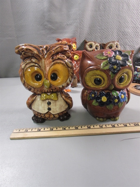 COLLECTION OF OWL FIGURINES