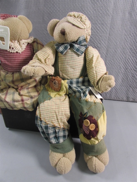 PAIR OF SHELF SITTER BEARS