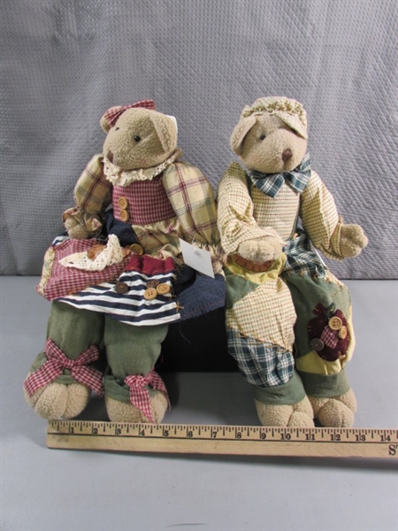 PAIR OF SHELF SITTER BEARS