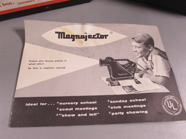 VINTAGE MAGNJECTOR IN ORIGINAL BOX