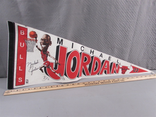 TRIO OF MICHAEL JORDAN - CHICAGO BULLS PENNANTS