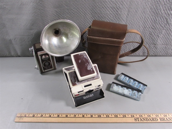 VINTAGE POLAROID SX-70 LAND CAMERA & KODAK DUAFLEX IV CAMERA - UNTESTED