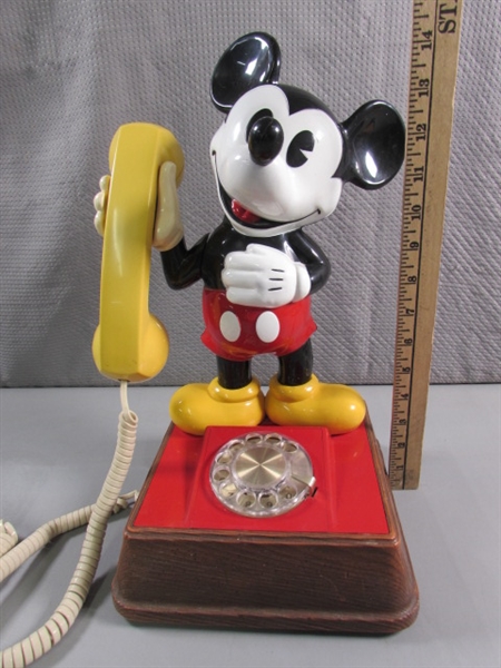 VINTAGE ROTARY DIAL MICKEY MOUSE TELEPHONE - UNTESTED