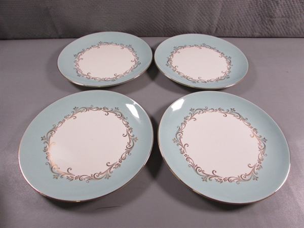 MCM ROYAL DOULTON DESERT STAR PLATTER, BROCK ROOSTER PLATE & 4 GOLD CROWN DINNER PLATES