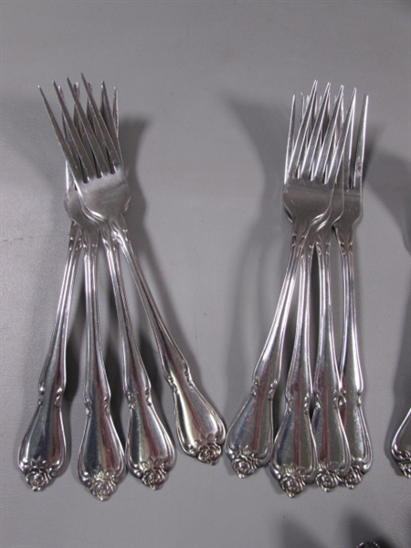 STAINLESS STEEL FLATWARE