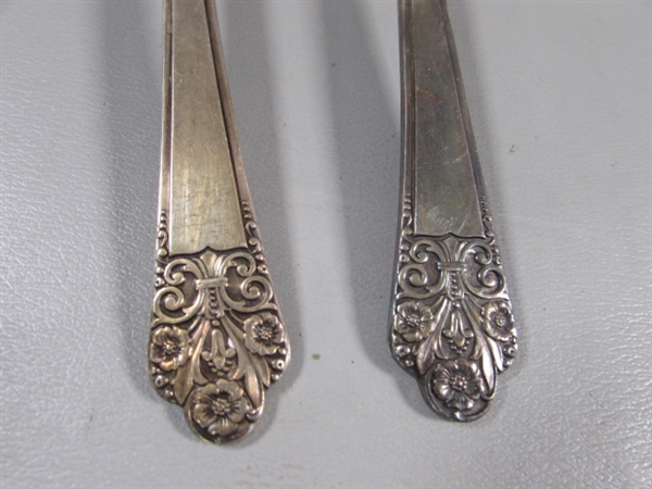 MIXED DESIGNS SILVERPLATE FLATWARE