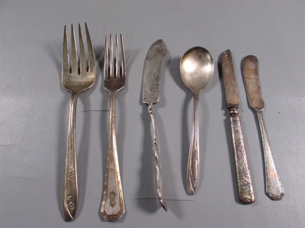 MIXED DESIGNS SILVERPLATE FLATWARE