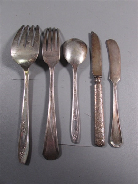 MIXED DESIGNS SILVERPLATE FLATWARE