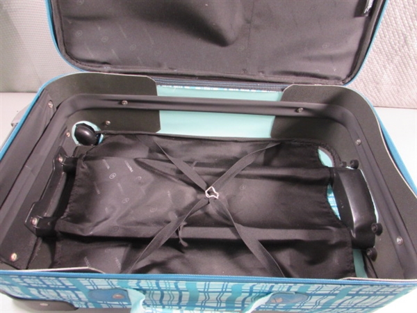 SMALL CARRY-ON WHEELED SUITCASE & LIKE NEW HANDBAG