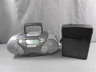 PHILIPS CD/CASSETTE/RADIO W/REMOTE & MINI PAPER SHREDDER