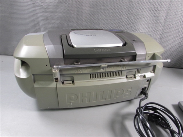 PHILIPS CD/CASSETTE/RADIO W/REMOTE & MINI PAPER SHREDDER