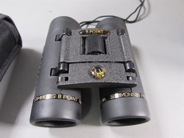 BINOCULARS & FLASHLIGHTS