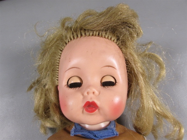 VINTAGE JOINTED DOLL IN NEED OF A HAIRDRESSER