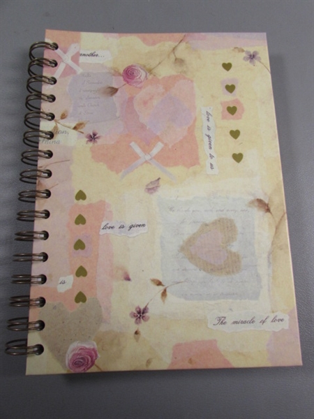 NOTEBOOK, ADDRESS BOOK, PHOTO ALBUM & BOOKS FOR WOMEN + A MUG W/MATCHING COASTER/LID