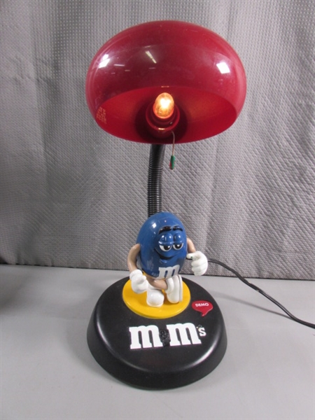 M&M LAMP, CANDY DISPENSER & 2 PLUSH M&M'S