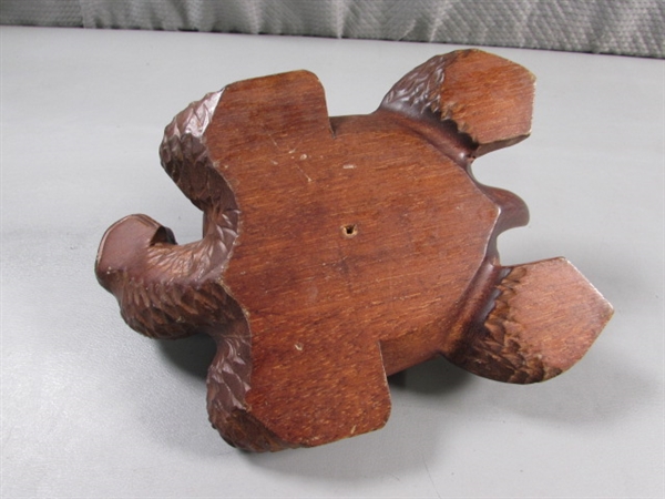 CARVED WOODEN TURTLE & TURTLE LIGHT