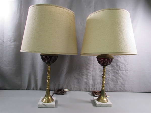 PAIR OF VINTAGE BRASS TABLE LAMPS W CRANBERRY CUT TO CLEAR FOCAL